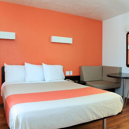Motel 6 Old Town Scottsdale Fashion Square Extérieur photo